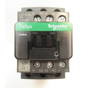 Leistungssch&uuml;tz LC1D09BD 0750100 / 24V DC / 9A